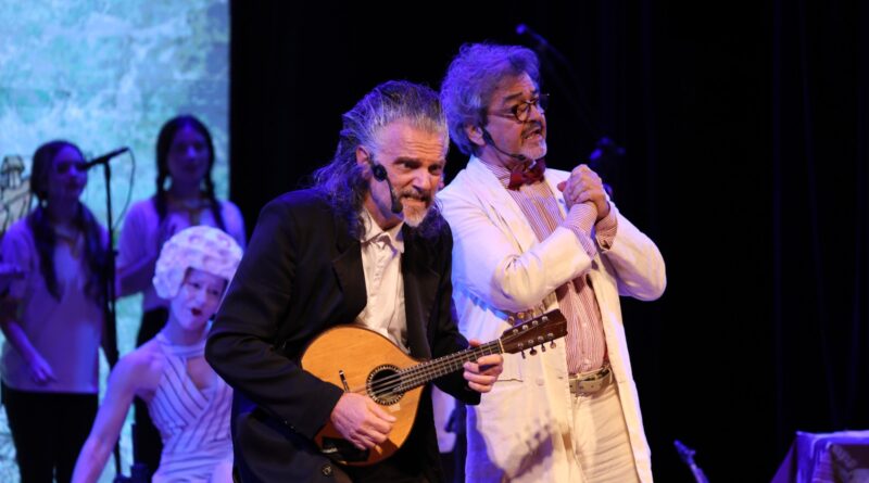 Hique Gomez e Claudio Levitan
